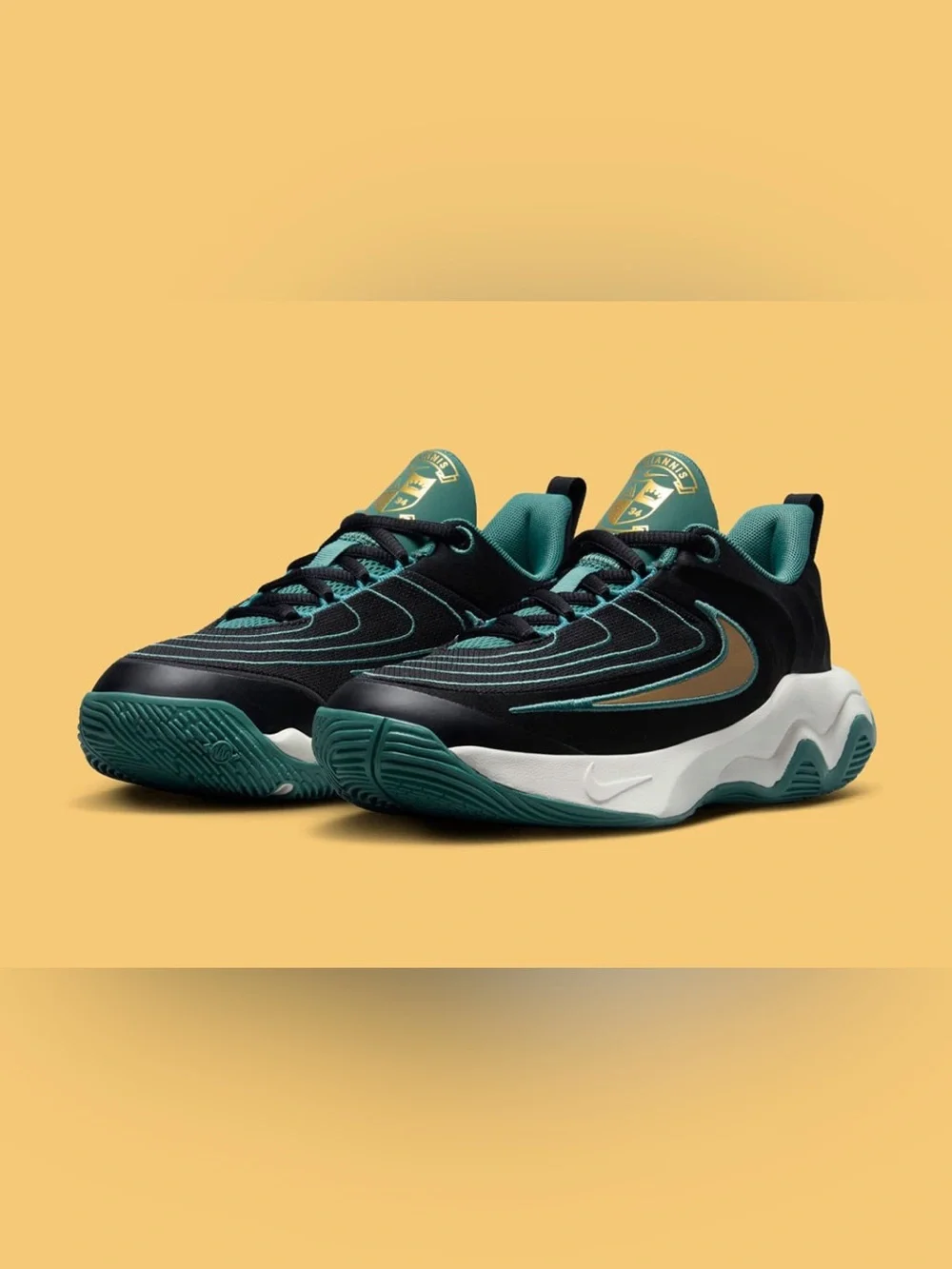 Nike Giannis Immortality 4 big kids 3.5